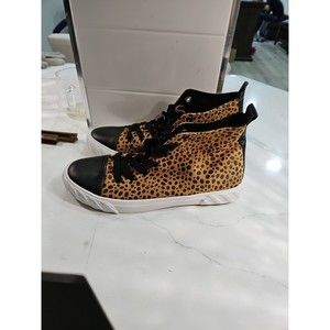 Oliva Miller Hi-Top Size 10